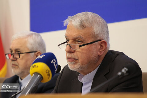 نشست شورای معاونان، مشاوران، مدیران کل ستادی و استانی با وزیر میراث‌فرهنگی، گردشگری وصنایع دستی