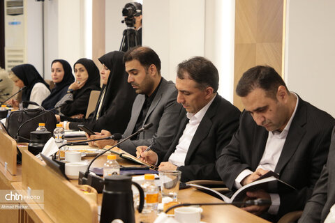 نشست شورای معاونان، مشاوران، مدیران کل ستادی و استانی با وزیر میراث‌فرهنگی، گردشگری وصنایع دستی