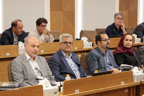 نشست شورای معاونان، مشاوران، مدیران کل ستادی و استانی با وزیر میراث‌فرهنگی، گردشگری وصنایع دستی