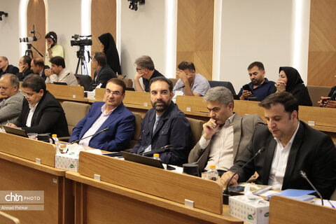 نشست شورای معاونان، مشاوران، مدیران کل ستادی و استانی با وزیر میراث‌فرهنگی، گردشگری وصنایع دستی