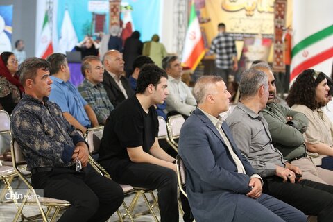 حمایت از اصالت؛ همراه با هنرمندان برای ارتقای سطح کیفی و فروش صنایع‌دستی استان