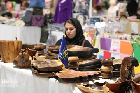 «ترمه و تموز»؛ جلوه‌گاه توانمندی بانوان هنرمند خراسان شمالی در بجنورد