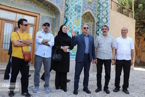 هم‌افزایی منطقه‌ای برای رونق صنایع‌دستی؛ تور فعالان گردشگری خراسان رضوی در نمایشگاه «ترمه و تموز» بجنورد