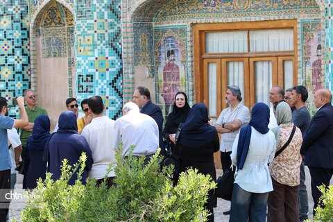 هم‌افزایی منطقه‌ای برای رونق صنایع‌دستی؛ تور فعالان گردشگری خراسان رضوی در نمایشگاه «ترمه و تموز» بجنورد