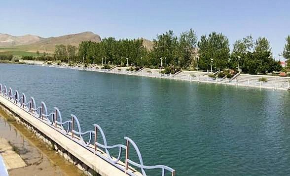 توسعه زیرساخت‌های گردشگری سراب قروه با اعتبار ملی آغاز شد