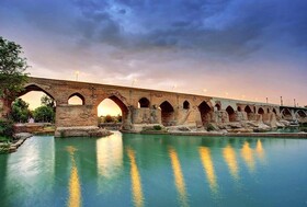 تشریح برنامه‌های هفته گردشگری در دزفول/ از برگزاری سفره همدلی روی پل ساسانی تا تأکید بر توسعه گردشگری فراگیر