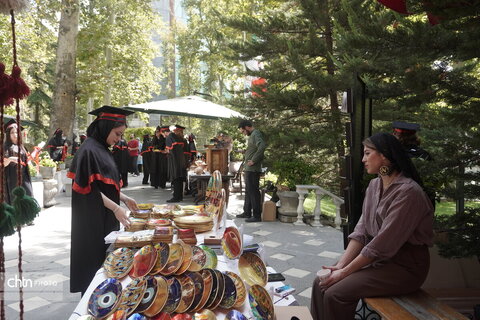 نمایشگاه صنایع‌دستی در موزه زمان تهران