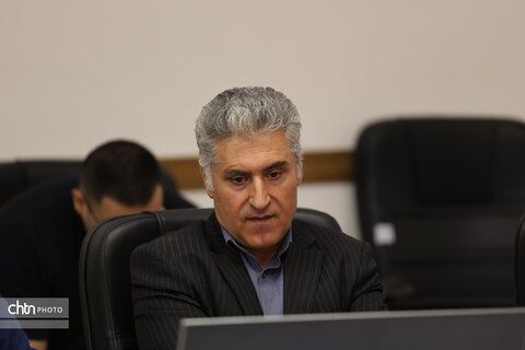 نشست تخصصی بررسی مطالعات عبور مترو از مجاورت مسجد جامع عتیق اصفهان