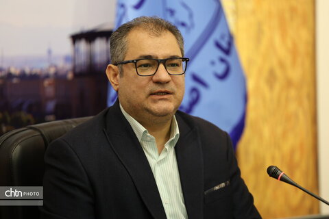نشست تخصصی بررسی مطالعات عبور مترو از مجاورت مسجد جامع عتیق اصفهان