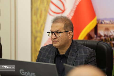 نشست تخصصی بررسی مطالعات عبور مترو از مجاورت مسجد جامع عتیق اصفهان
