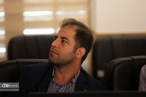 نشست تخصصی بررسی مطالعات عبور مترو از مجاورت مسجد جامع عتیق اصفهان