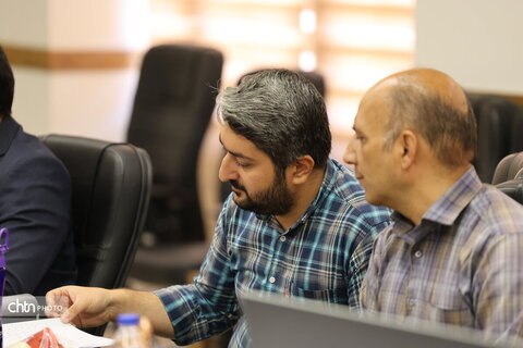 نشست تخصصی بررسی مطالعات عبور مترو از مجاورت مسجد جامع عتیق اصفهان