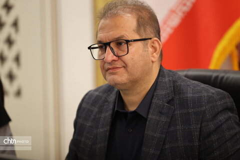 نشست تخصصی بررسی مطالعات عبور مترو از مجاورت مسجد جامع عتیق اصفهان