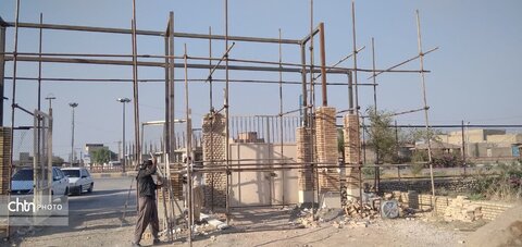 آغاز نصب سردر جدید محوطه تاریخی گندی‌شاپور و ایوان کرخه