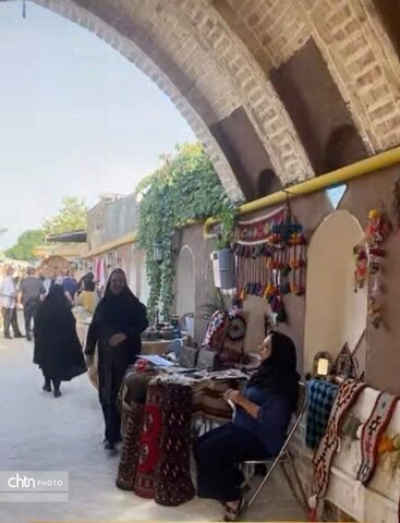 نخستین جشنواره صنایع دستی بانوان