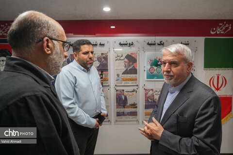 بازدید وزیر میراث‌فرهنگی از تحریریه روزنامه «فرهیختگان»