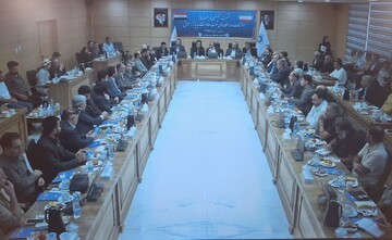 تأکید بر توسعه همکاری‌های گردشگری و صنایع‌دستی همدان با عراق 