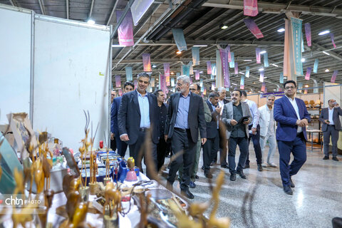 پانزدهمین نمایشگاه صنایع دستی در استان مرکزی افتتاح شد