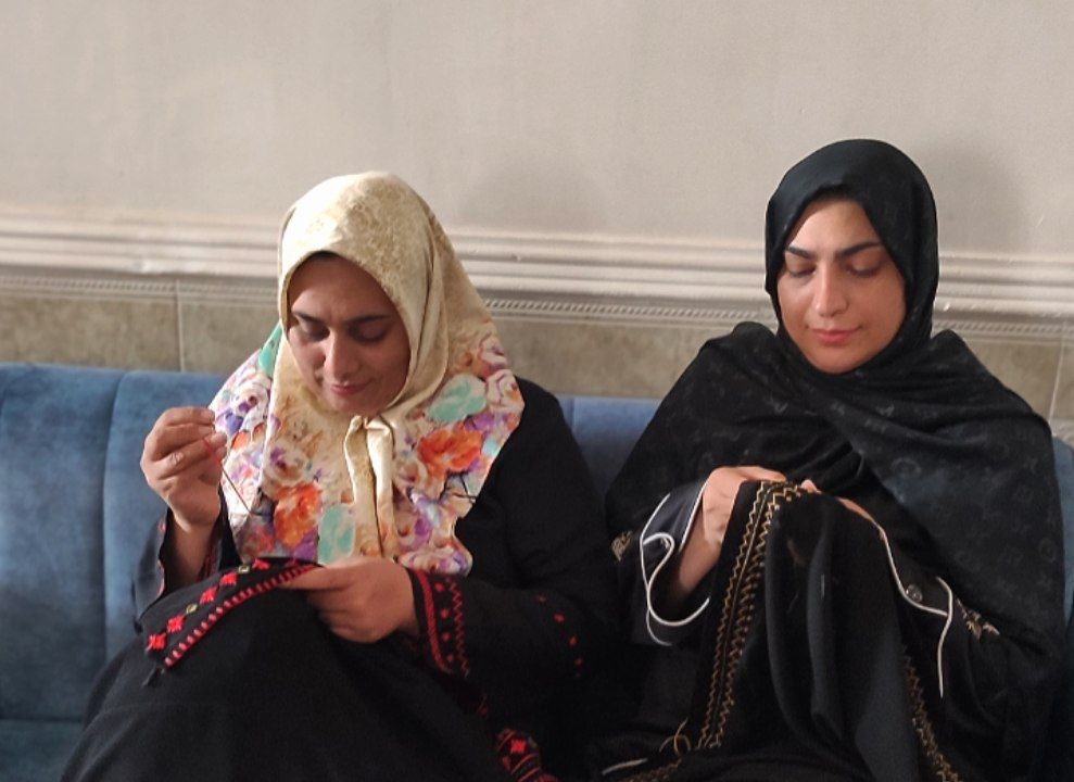 میراثی ماندگار در دستان زنان/ سیاه‌دوزی کهن‌ترین و اصیل‌ترین هنر سنتی سیستان