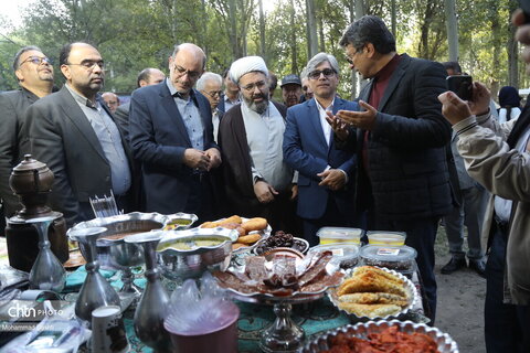 نوزدهمین رویداد ملی آش و غذاهای سنتی نیر آغاز شد.