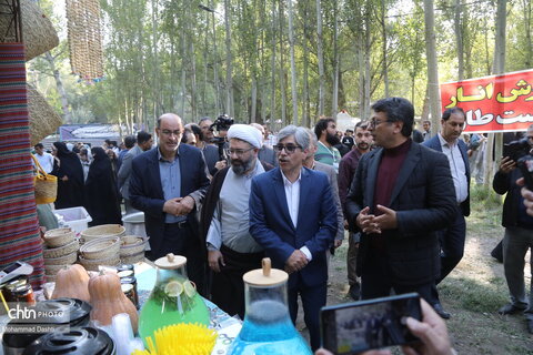 نوزدهمین رویداد ملی آش و غذاهای سنتی نیر آغاز شد.