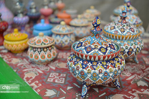 نمایشگاه صنایع دستی در قم