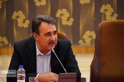 نشست هم‌اندیشی فعالان حوزه گردشگری استان همدان