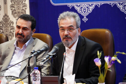 نشست هم‌اندیشی فعالان حوزه گردشگری استان همدان