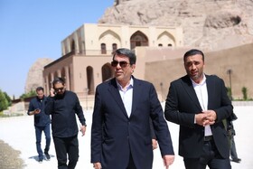 تاکید استاندار کرمان بر بازگشایی باغ تاریخی بیرم‌آباد در هفته گردشگری