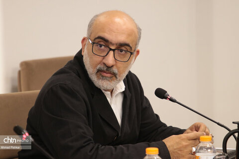 نشست شورای معاونان، مشاوران، مدیران کل ستادی و استانی با وزیر میراث‌فرهنگی، گردشگری وصنایع دستی