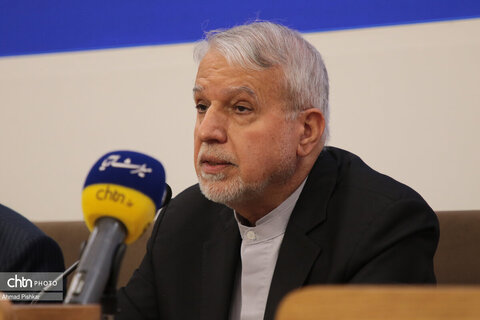 نشست شورای معاونان، مشاوران، مدیران کل ستادی و استانی با وزیر میراث‌فرهنگی، گردشگری وصنایع دستی