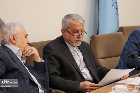 نشست شورای معاونان، مشاوران، مدیران کل ستادی و استانی با وزیر میراث‌فرهنگی، گردشگری وصنایع دستی