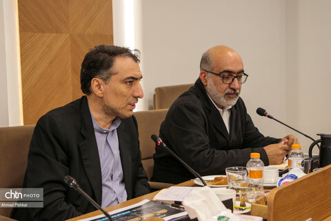 نشست شورای معاونان، مشاوران، مدیران کل ستادی و استانی با وزیر میراث‌فرهنگی، گردشگری وصنایع دستی