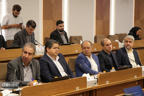 نشست شورای معاونان، مشاوران، مدیران کل ستادی و استانی با وزیر میراث‌فرهنگی، گردشگری وصنایع دستی