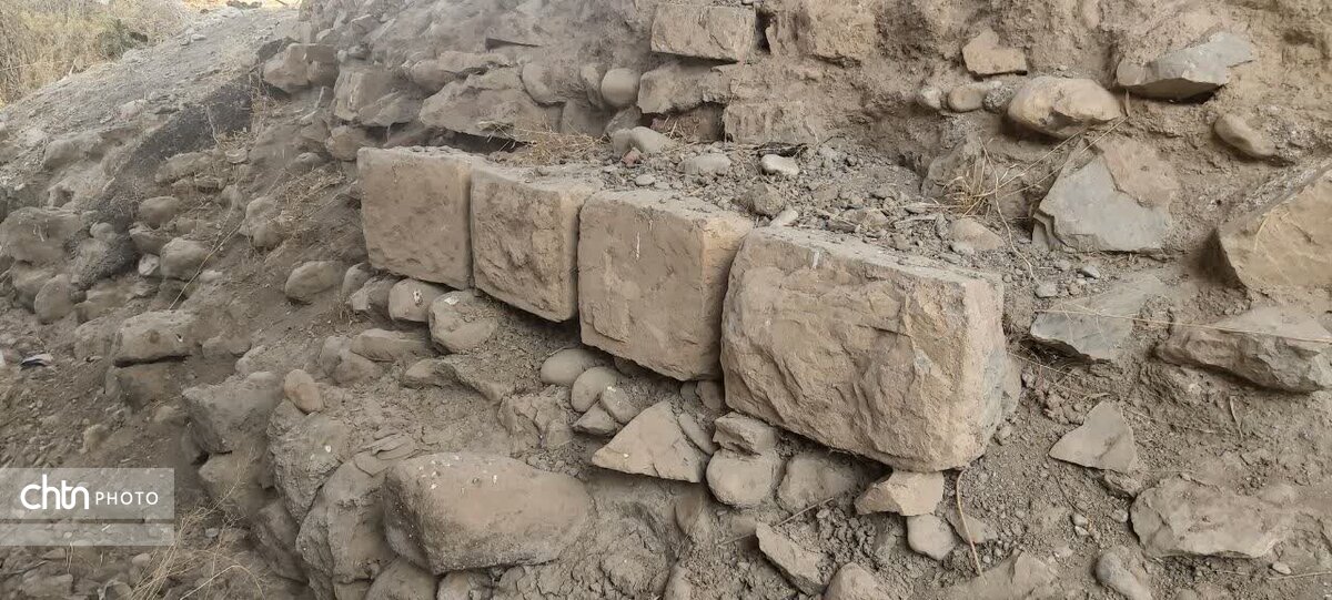 نمایان شدن بقایای یک پل تاریخی دیگر در سرزمین پل‌های تاریخی ایران