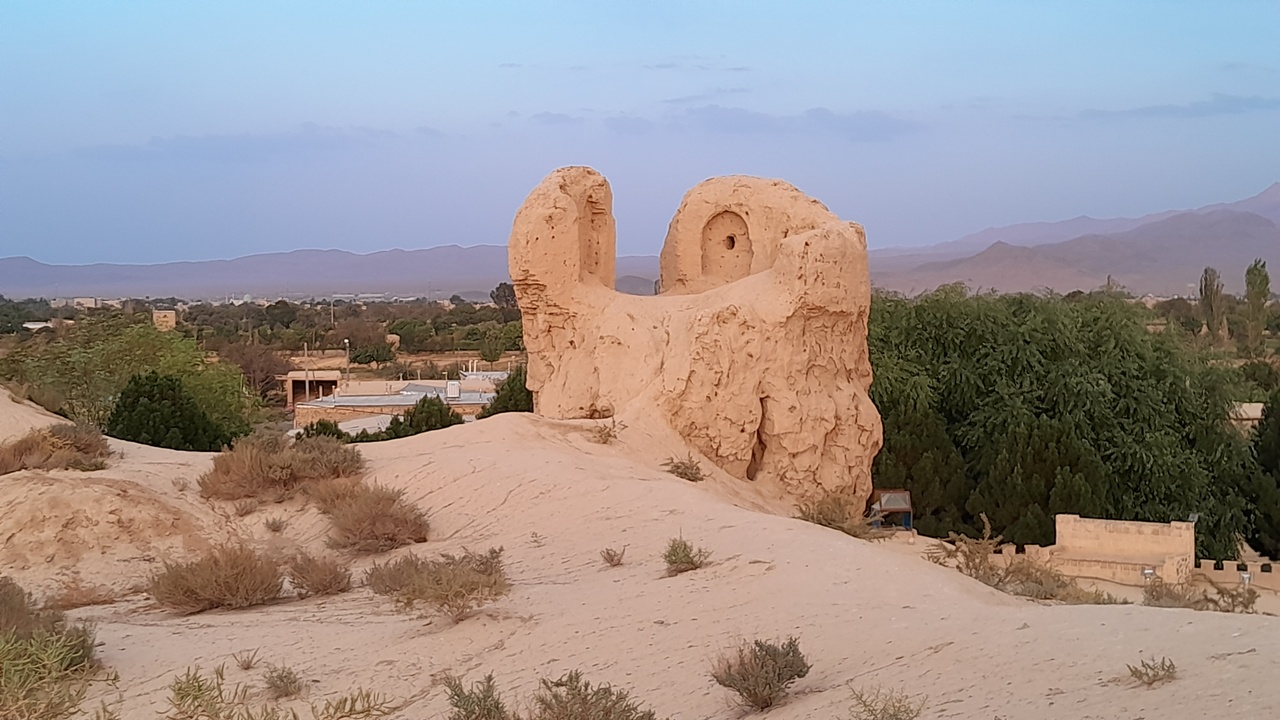 قلعه وداغ؛ کهن‌ترین قلعه گلپایگان در انتظار کاوش و احیا