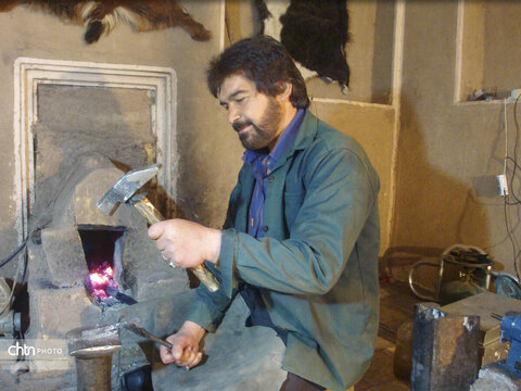 راین شهر ملی چاقوسازی، فرصتی برای برندسازی، توسعه بازار و رونق اقتصاد صنایع‌دستی کرمان است