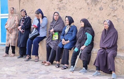 اولین روز از برگزاری جشنواره انگور روستای درسجین شهرستان ابهر