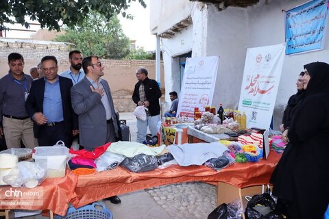 اولین روز از برگزاری جشنواره انگور روستای درسجین شهرستان ابهر