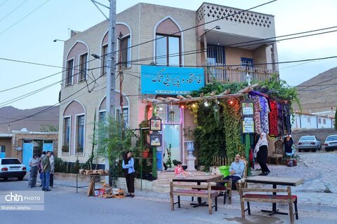 اولین روز از برگزاری جشنواره انگور روستای درسجین شهرستان ابهر