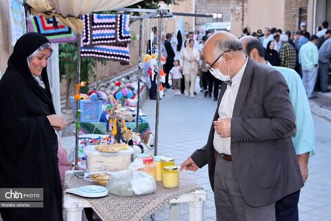 اولین روز از برگزاری جشنواره انگور روستای درسجین شهرستان ابهر