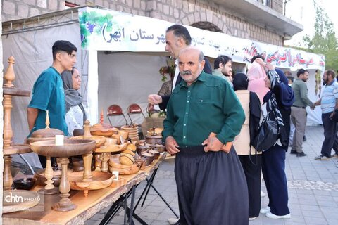 اولین روز از برگزاری جشنواره انگور روستای درسجین شهرستان ابهر