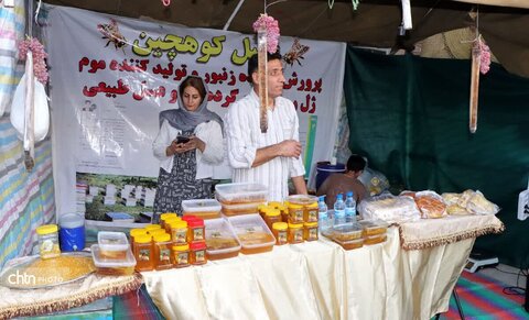 اولین روز از برگزاری جشنواره انگور روستای درسجین شهرستان ابهر
