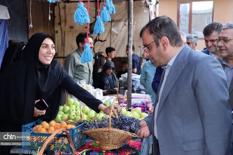 اولین روز از برگزاری جشنواره انگور روستای درسجین شهرستان ابهر