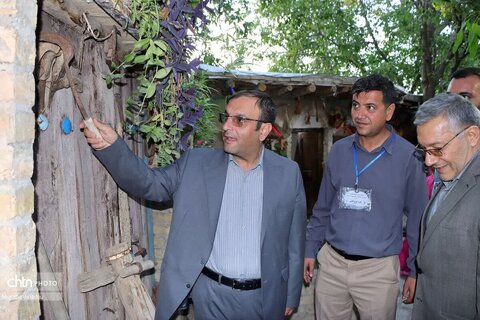اولین روز از برگزاری جشنواره انگور روستای درسجین شهرستان ابهر
