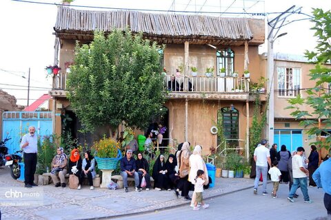 اولین روز از برگزاری جشنواره انگور روستای درسجین شهرستان ابهر