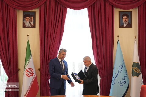 دیدار وزیر میراث فرهنگی گردشگری و صنایع دستی با سفرای ازبکستان و عراق