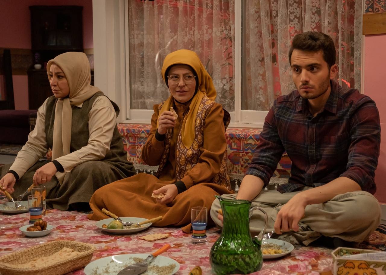 «اکسیر» و یک سؤال جدی؛ چه کسی از عمر تلفشده ما سود میبرد؟