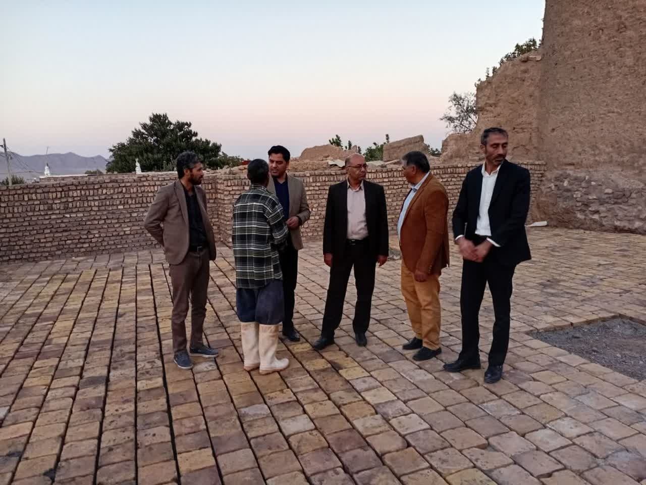 اجرای عملیات مرمتی در مسجد جامع تاریخی روستای چهارطاق شهرستان باخرز
