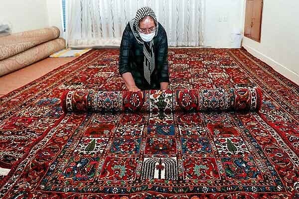 رونق تجارت و صادرات فرش دستباف چهارمحال و بختیاری به آموزش نیاز دارد